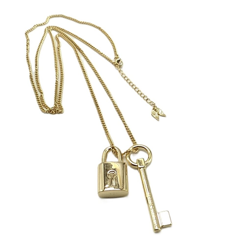 Victoria's Secret Goldtone SCANDALOUS Lock & Key Pendant Statement Necklace NWOT